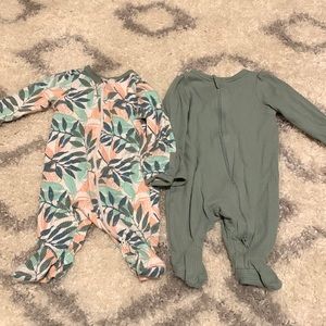 Newborn sleepers set